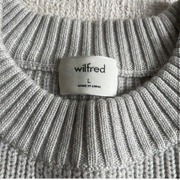 Aritzia knit sweater - Picture 2 of 2